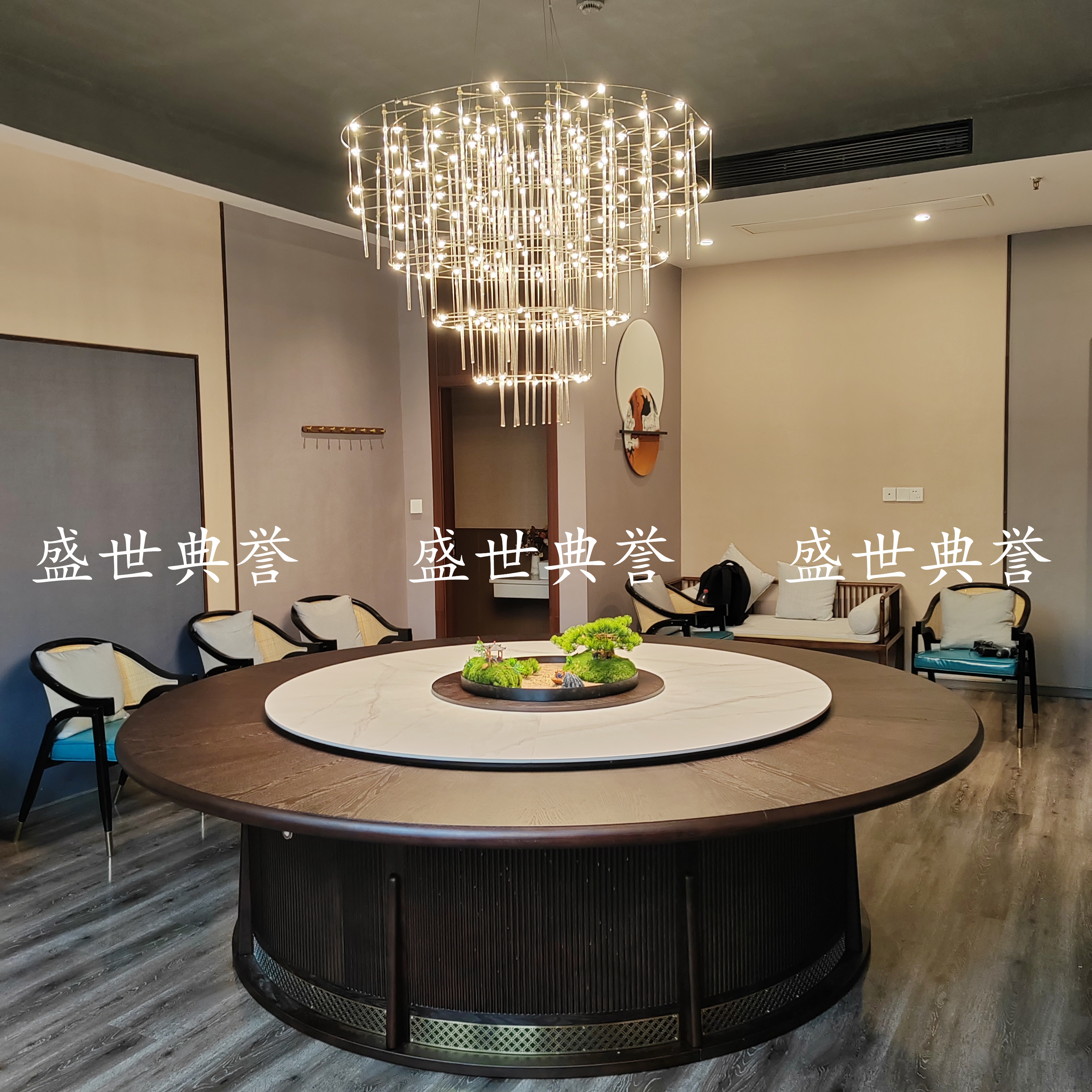餐桌实物图