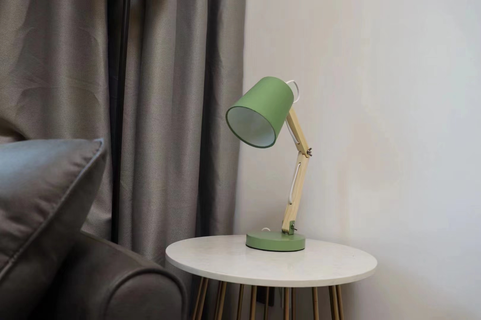 Nordic wind simple table light solid wood folding cloth table lamp interior decoration lamps