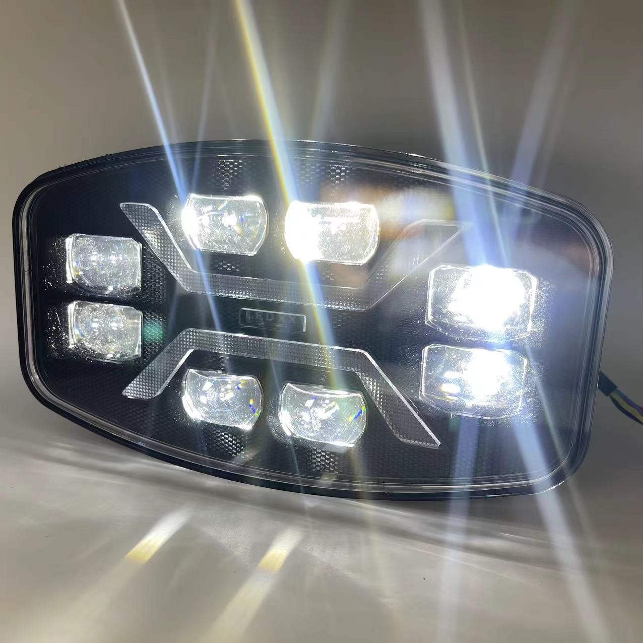 Truck led lights, Volvo Scania lights, spotlights, fog lights, high-brightness roof lights, bumper spotlights, LED positioning lights Item Picture