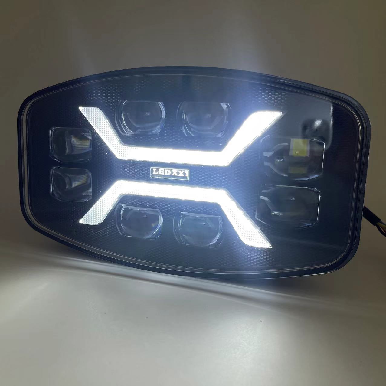 Truck led lights, Volvo Scania lights, spotlights, fog lights, high-brightness roof lights, bumper spotlights, LED positioning lights Specification drawing