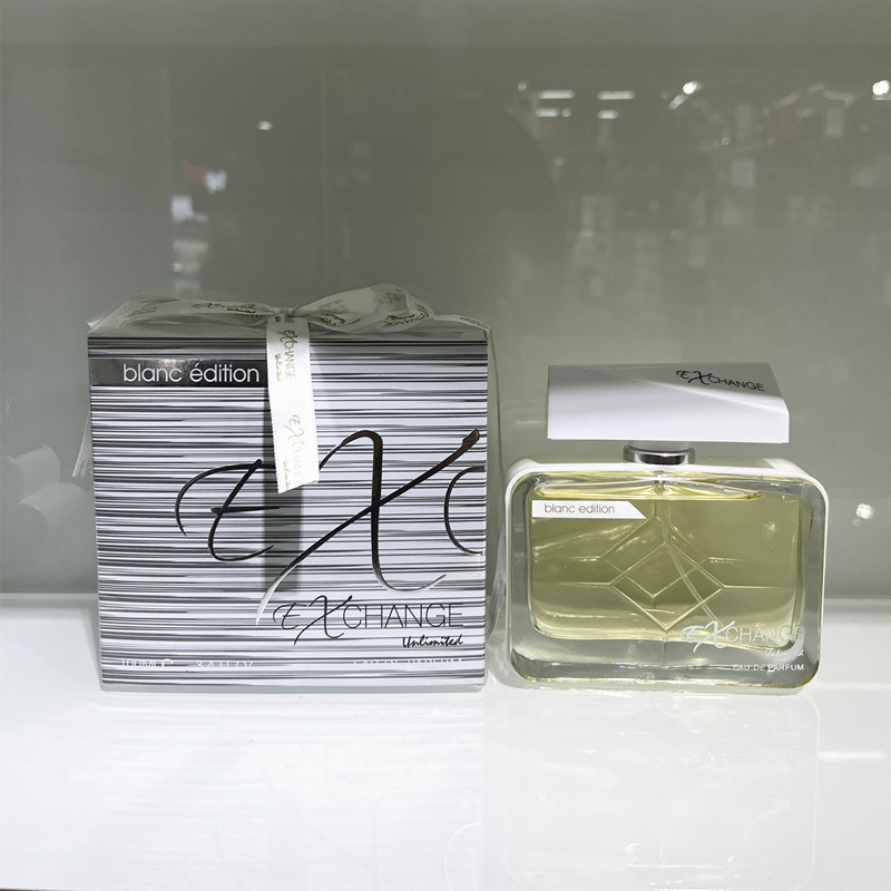 Foreign trade export factory direct sales Africa Middle East Arab EXCHANGE foreign trade perfume perfume wholesale men and women perfume perfume Perfumeoil full figure