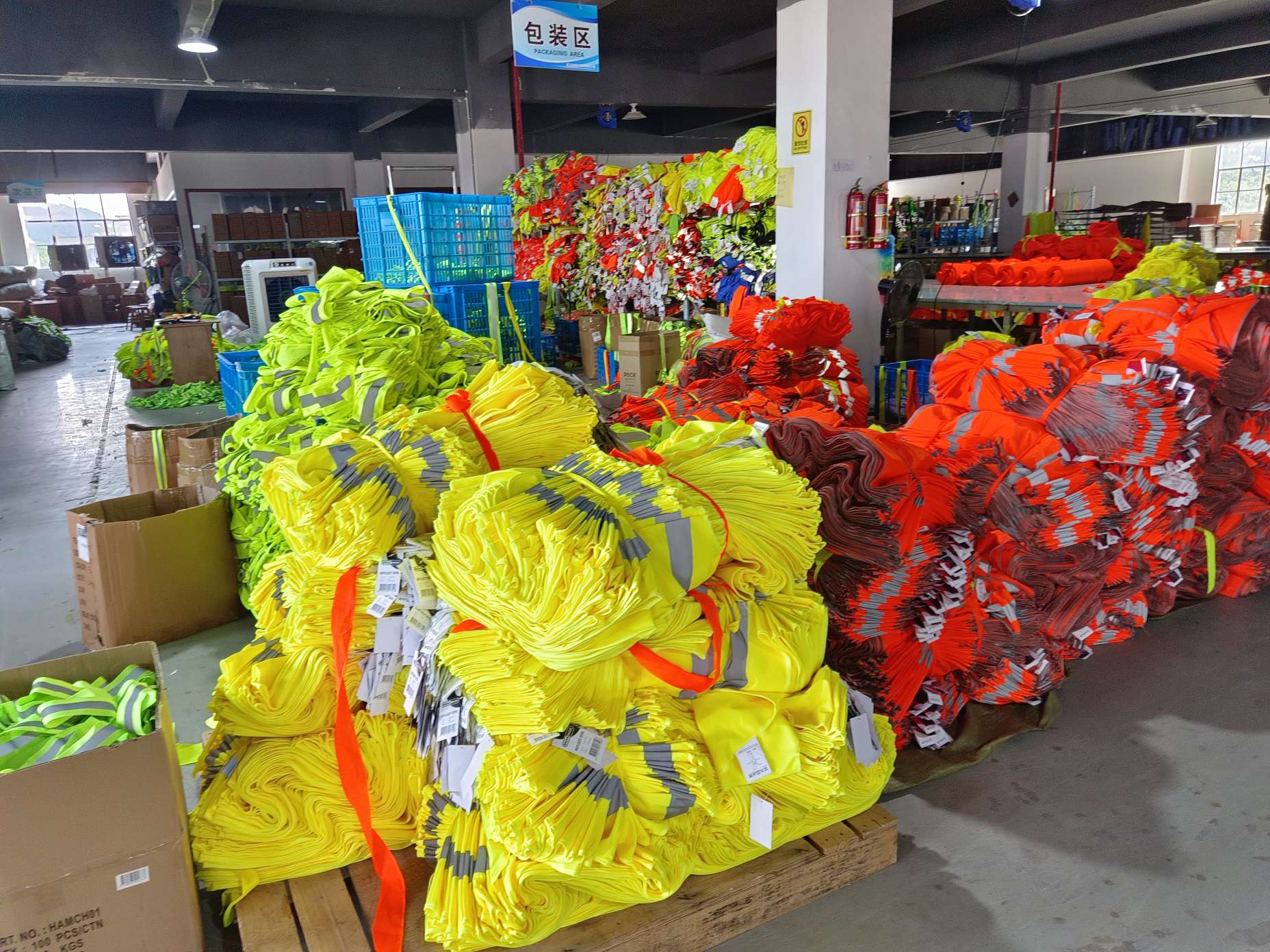 交通安全设施专用 高反光材料制造 安全防护反光衣 提升夜间行车安全反光马甲详情图8