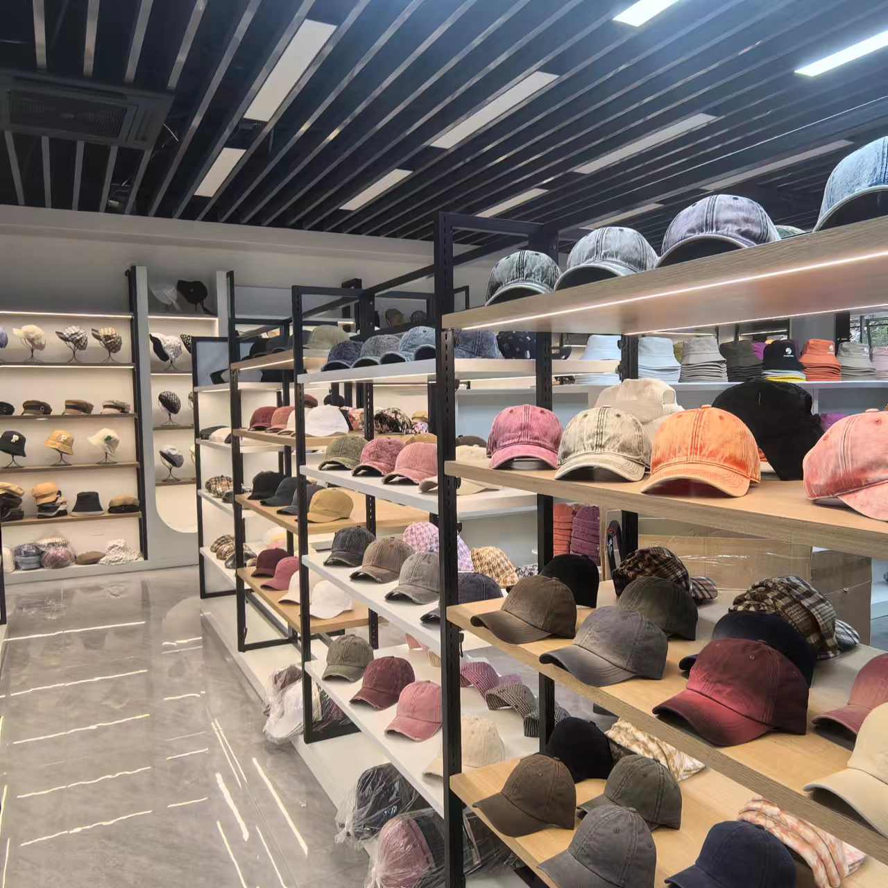 Xinluodan Hat Industry describe pic - 7
