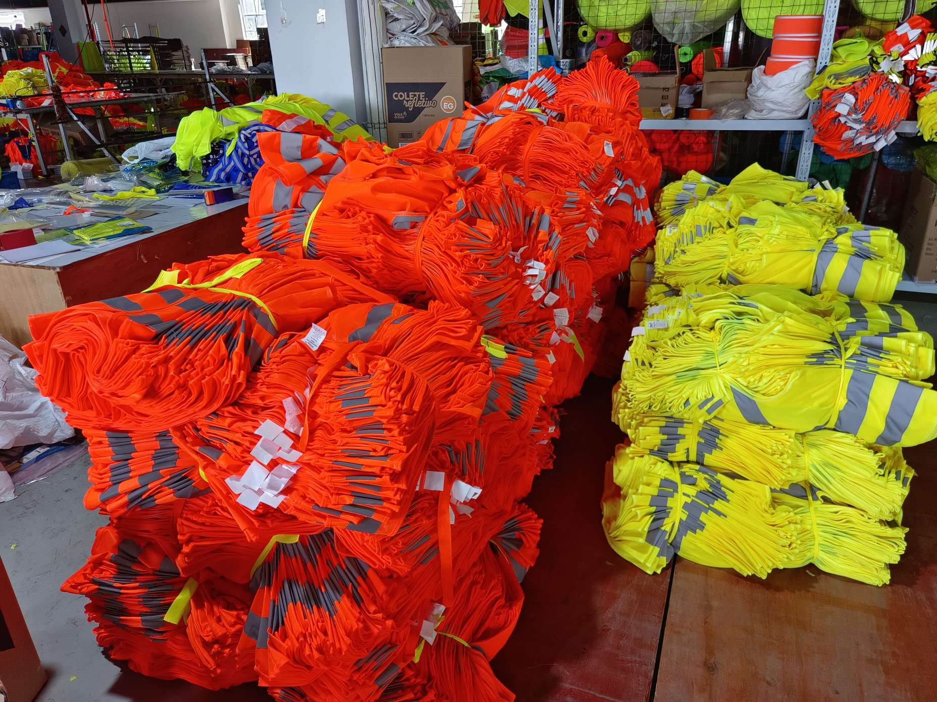 交通安全设施专用 高反光材料制造 安全防护反光衣 提升夜间行车安全反光马甲详情图6