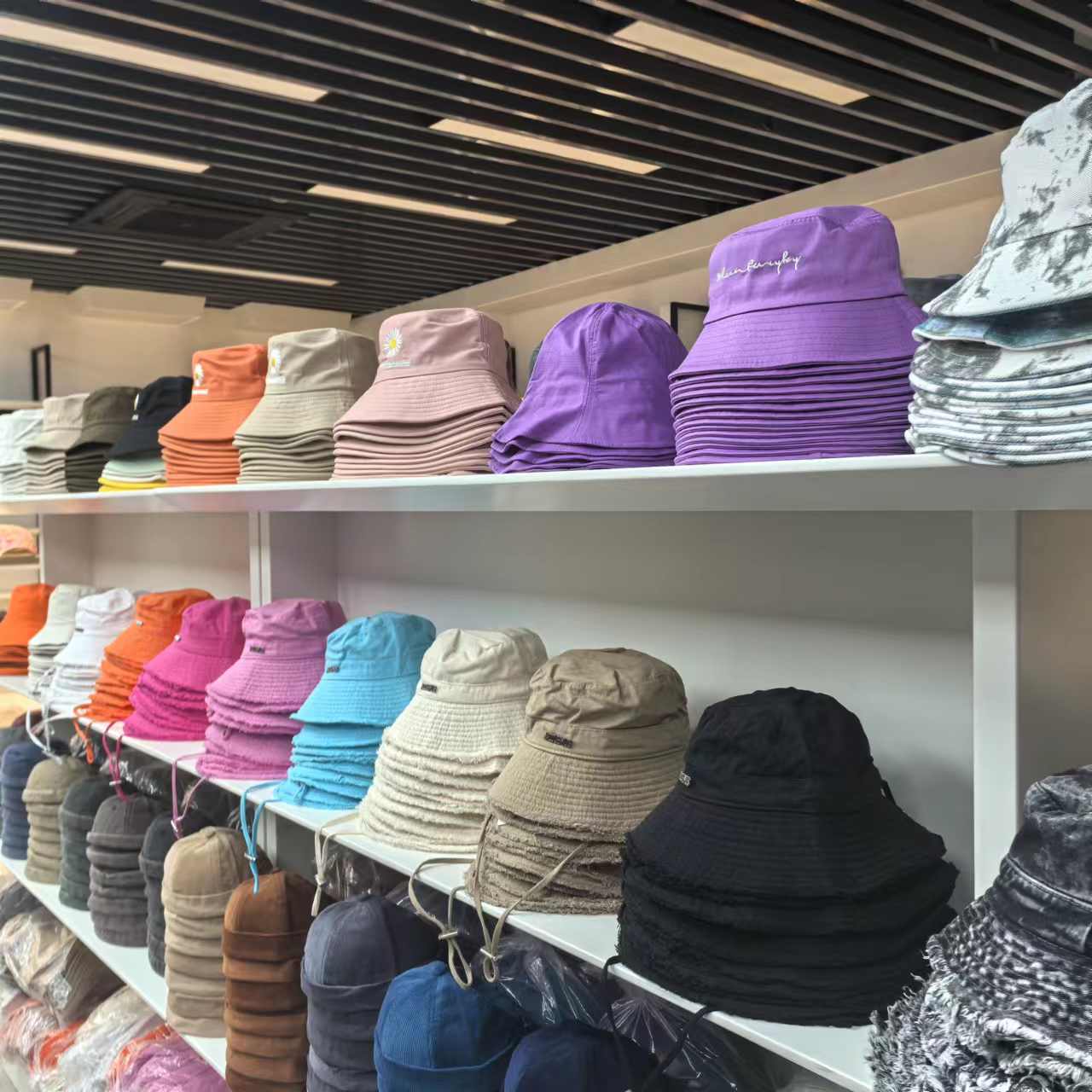 Xinluodan Hat Industry describe pic - 3
