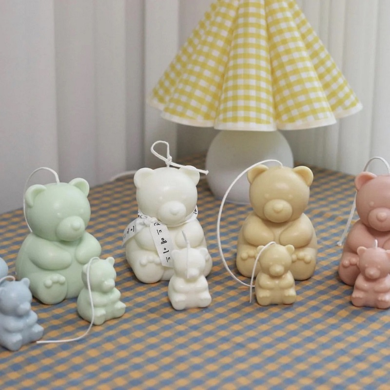 Sitting Bear Scented Soybean Candle, cute home scented handmade trinket, birthday cake, Creative souvenir, scented candle pic 4