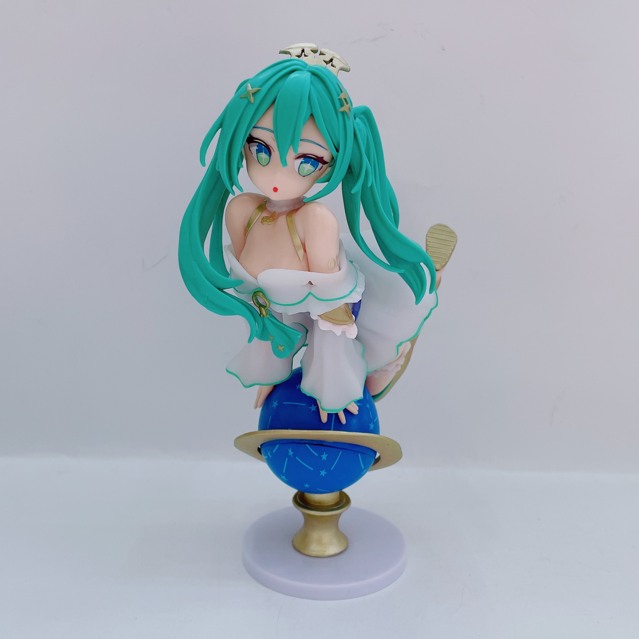 初音未来手办 地球仪初音miku动漫二次元美女 车载桌面摆件