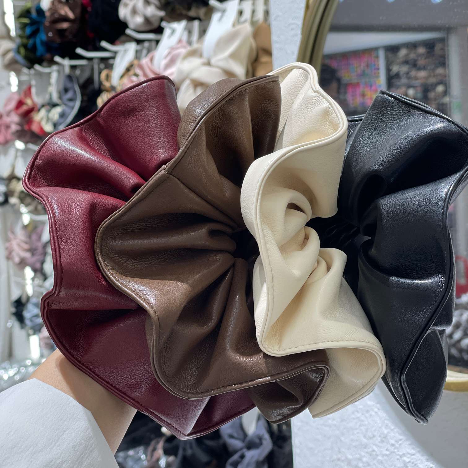 韩系高级感皮质大肠发圈2024新款头饰发饰  高质量饰品 头部装饰