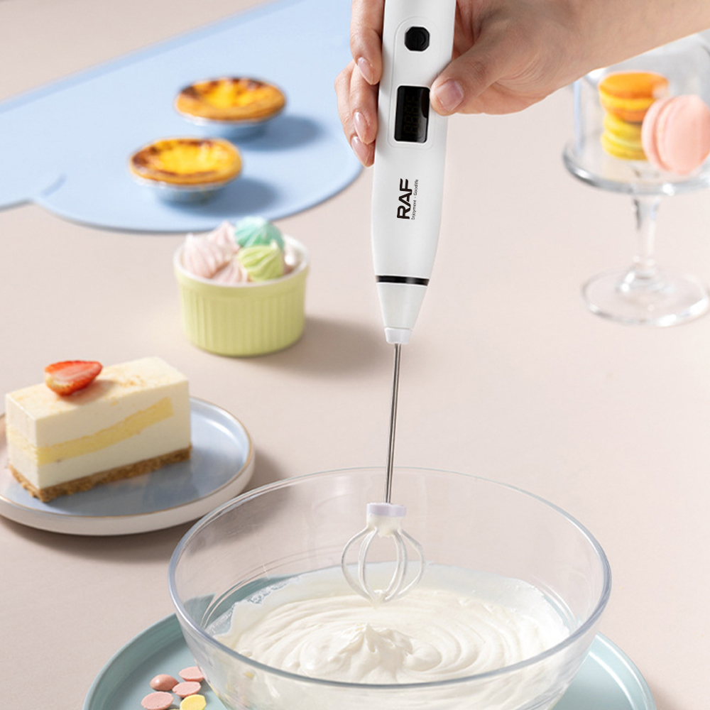 RAF fully automatic electric egg beater, handheld egg beater, automatic household cream whipper for export Application Scenario