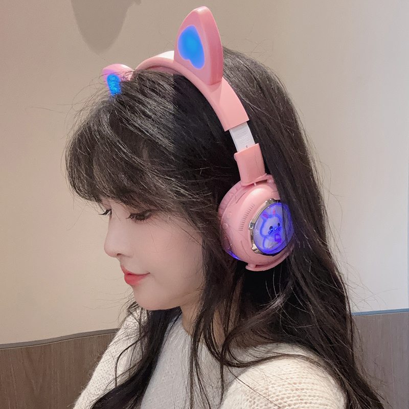 AIDJ's new Bluetooth headphones, wireless over-ear headsets, seven-color glowing cat ears, rabbit ears, student Cosplay games, sports heavy bass, physical noise-cancelling headphones are selling well on Amazon cross-border Item Picture