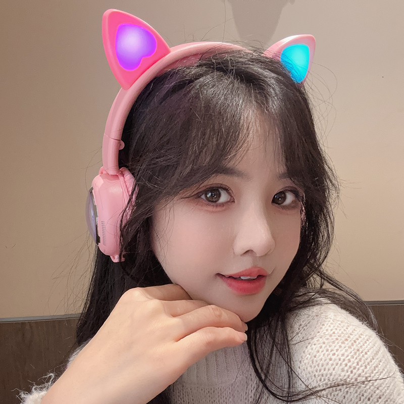 AIDJ's new Bluetooth headphones, wireless over-ear headsets, seven-color glowing cat ears, rabbit ears, student Cosplay games, sports heavy bass, physical noise-cancelling headphones are selling well on Amazon cross-border full figure