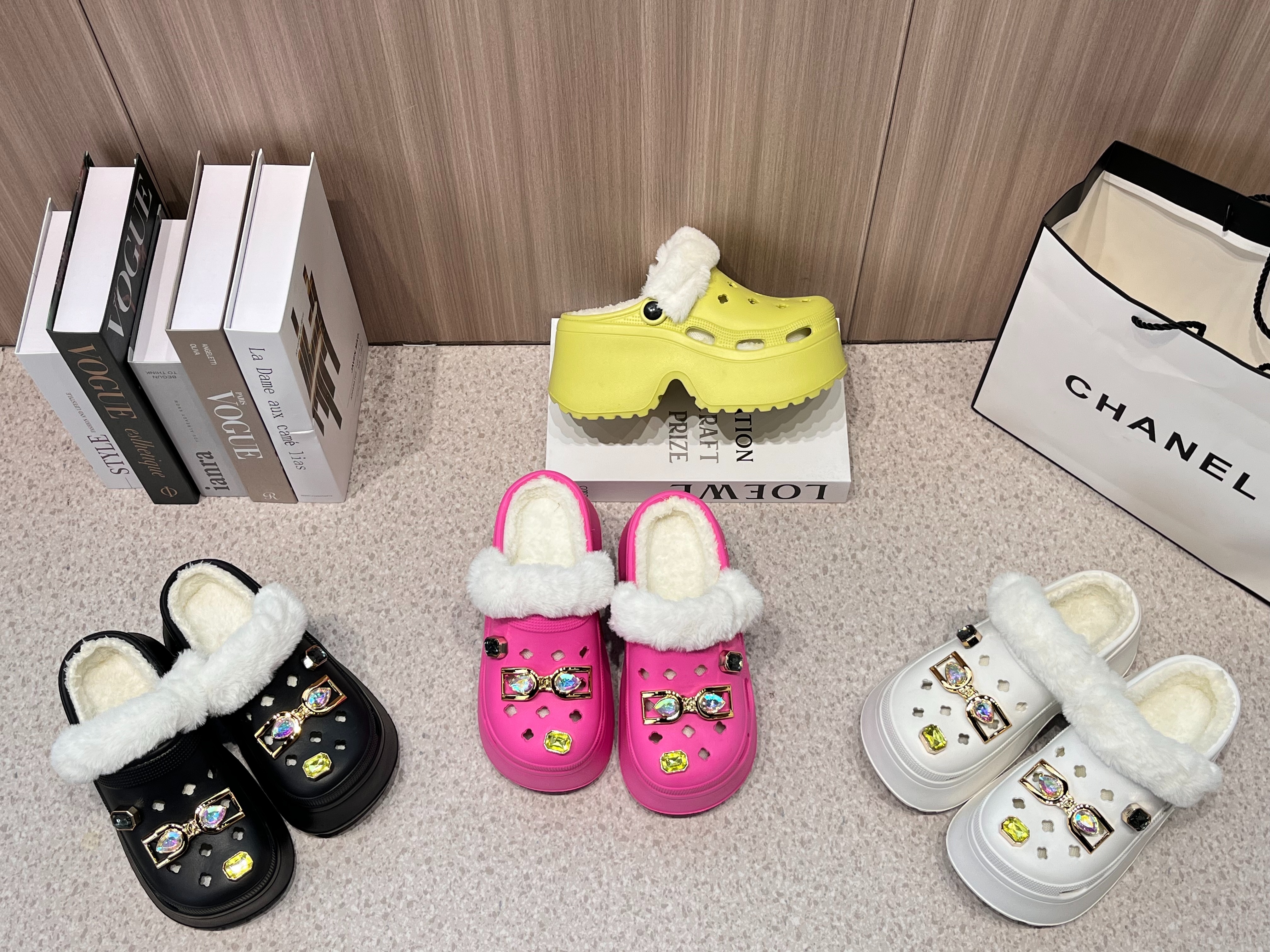 أحذية الثقوب في الثقوب في الخريف والشتاء Item Picture