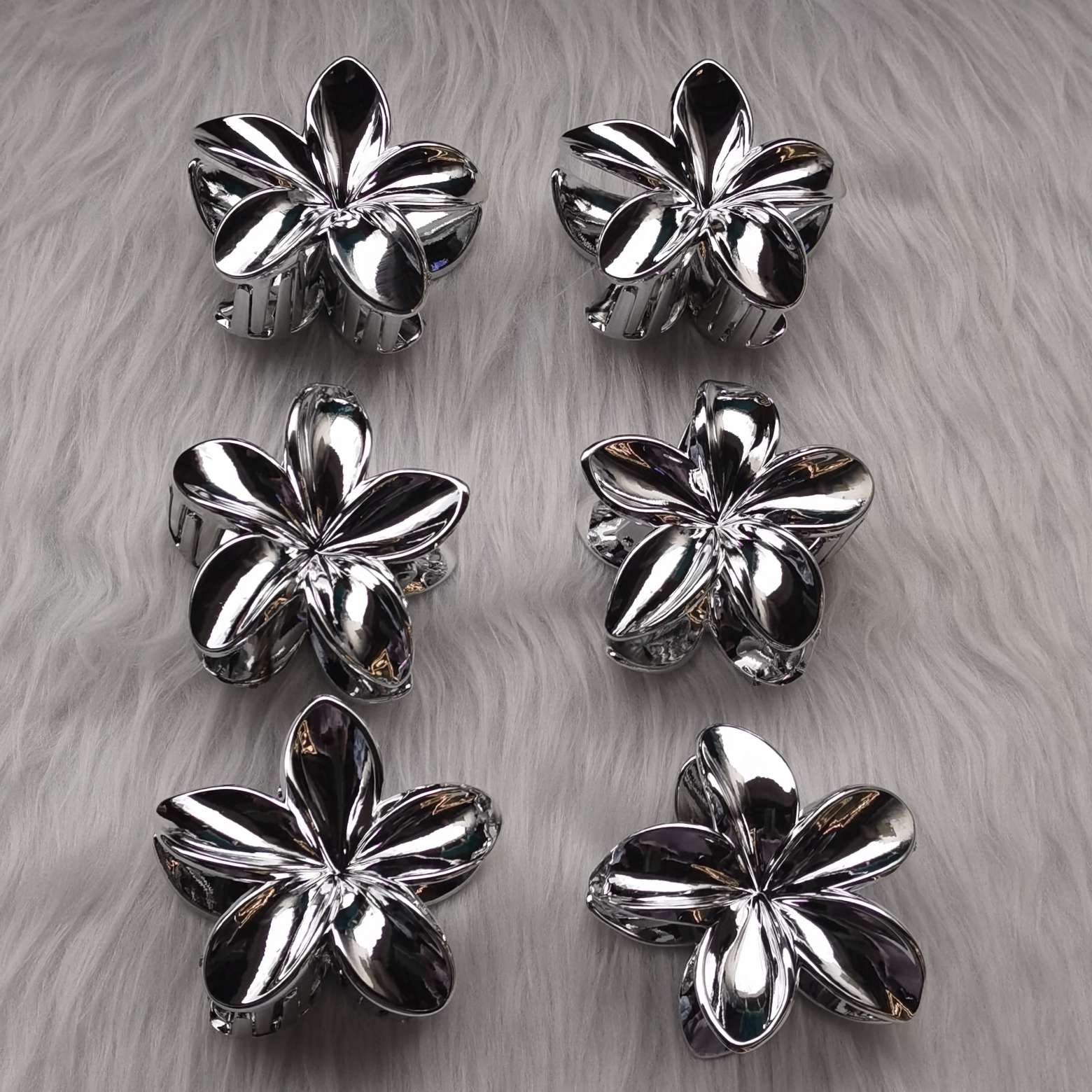 Electroplated gold and silver frangipani Specification image