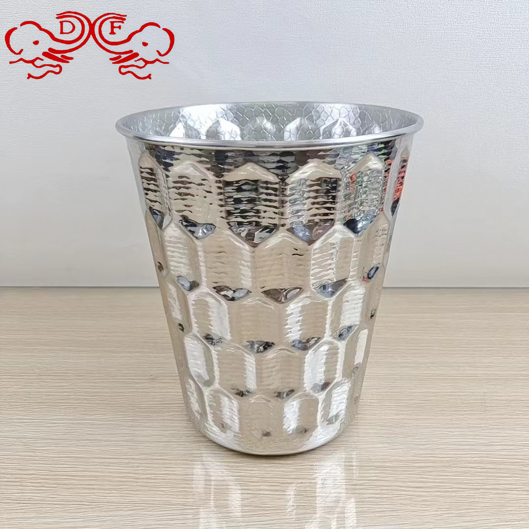 DF68050 دلو من الفولاذ غير القابل للصدأ، دلو من النبيذ الأحمر، دلو من الماس، دلو الثلج DF Tradinghouse في حانة فندق CTV في الكافتيريا details Picture