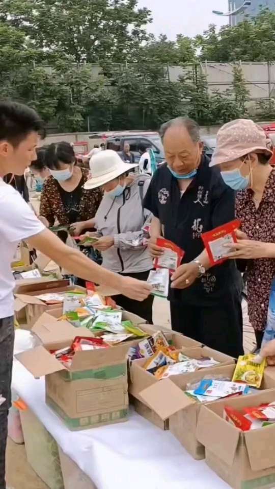 调料包批发 1元调料包 送录音广告 地摊货源炖肉料炖鸡料排骨炒菜料 调料包 证件齐全调料包详情图10