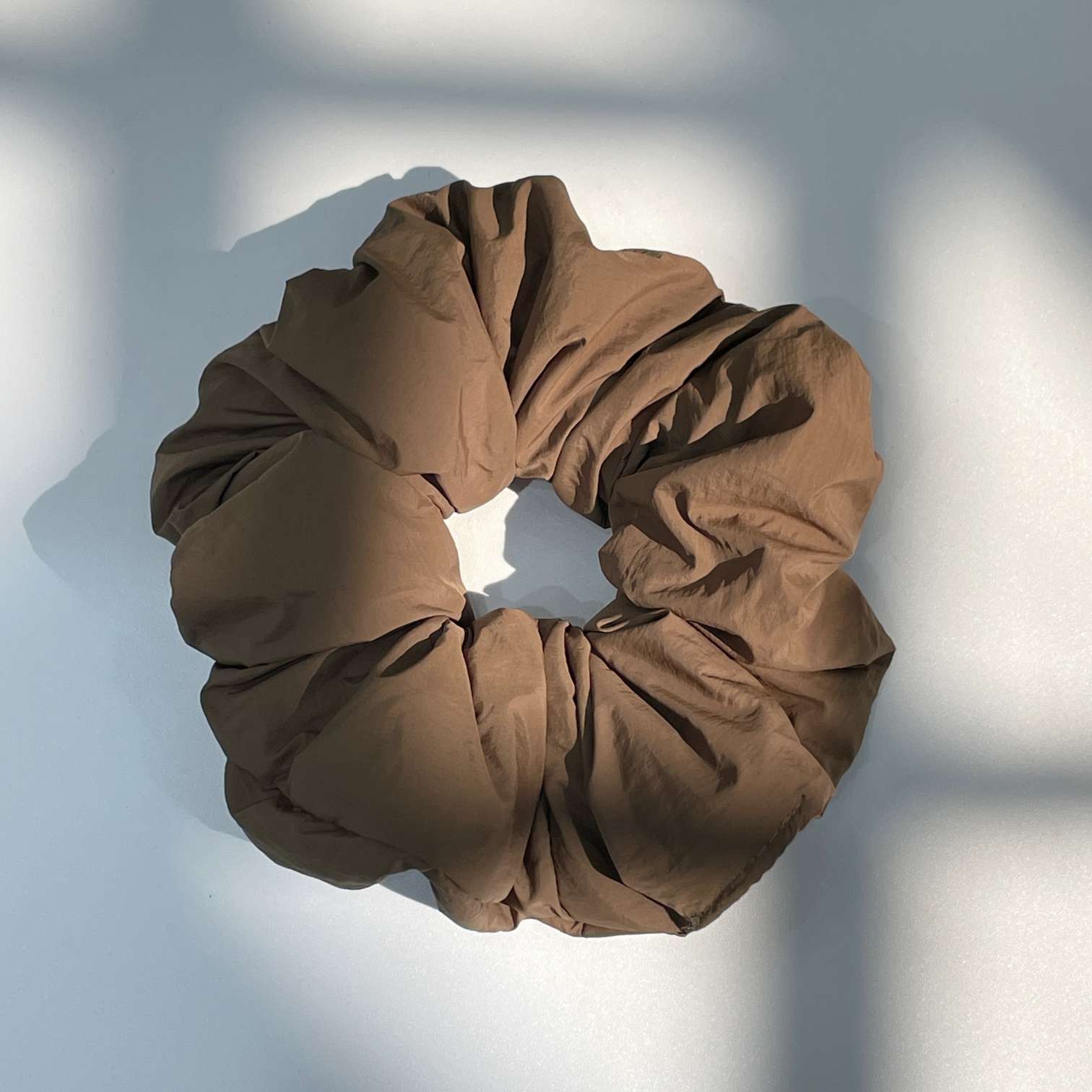 Korean high-end style, fluffy cloud-shaped large intestine hair band headwear, high-end accessories, hair accessories and other hair accessories show your temperament details Picture