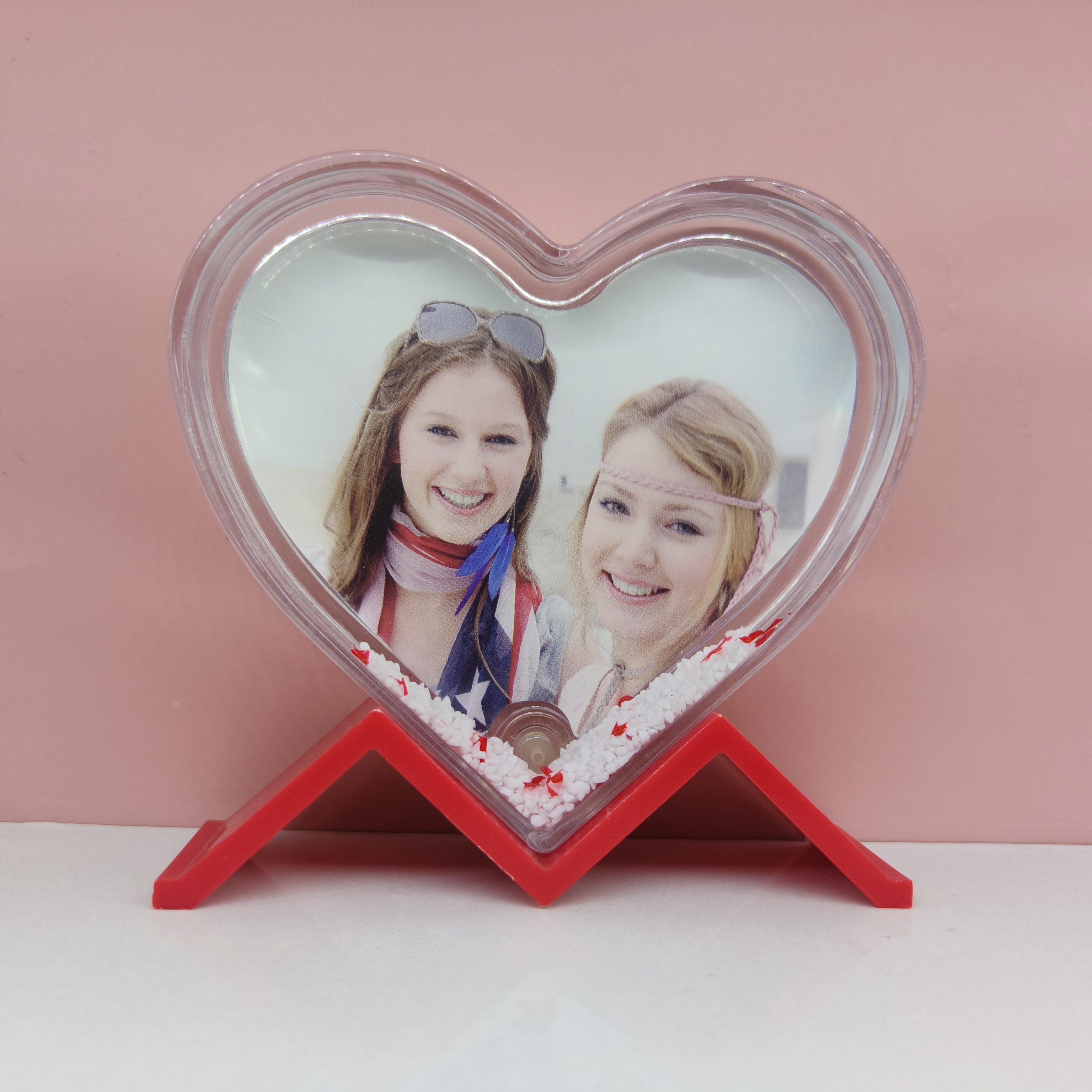 Zhehui Handicrafts: Flowing sand photo frame, heart-shaped photo frame, New home decoration items, desk ornaments, Home ornaments, Snowflake Red heart sequins Item Picture