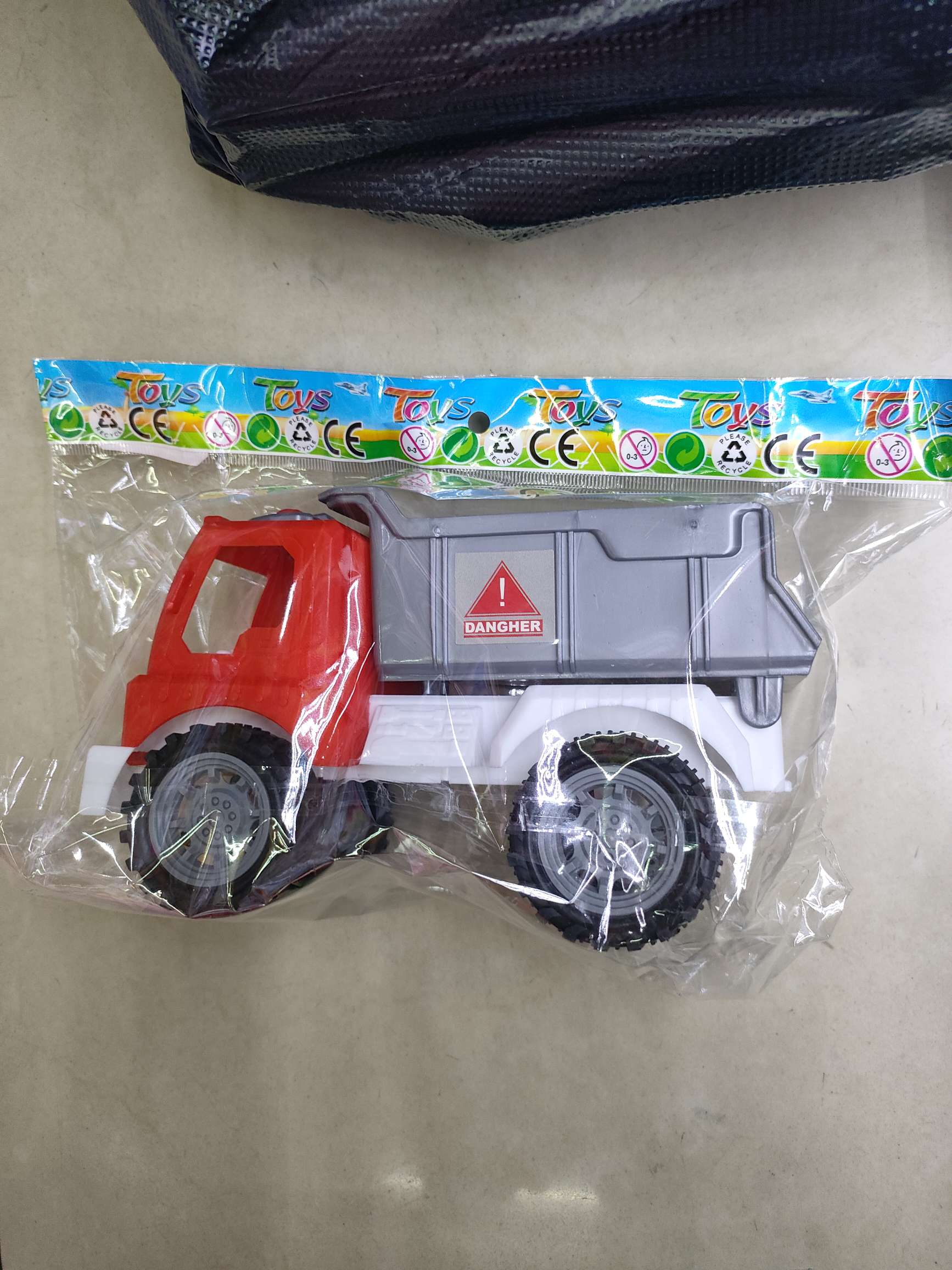 挖车搅拌车货柜车翻斗车吊车环卫车，6款清装不混装，详情图3