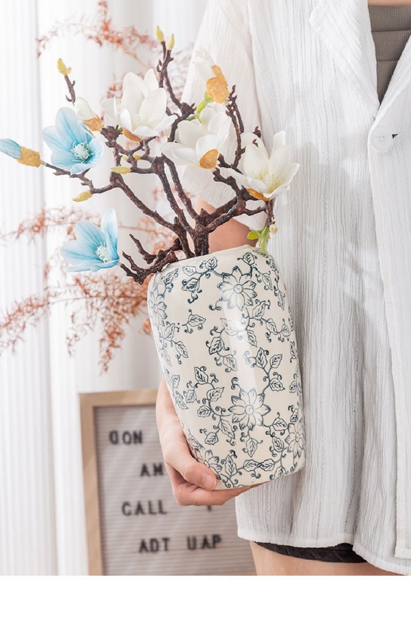 青花瓷纹蝴蝶兰陶瓷花盆中国风室内装饰复古瓷器绿植花卉通用盆花瓶陶瓷花瓶花瓶装饰干花插花花瓶摆件瓷花瓶简约花瓶详情6