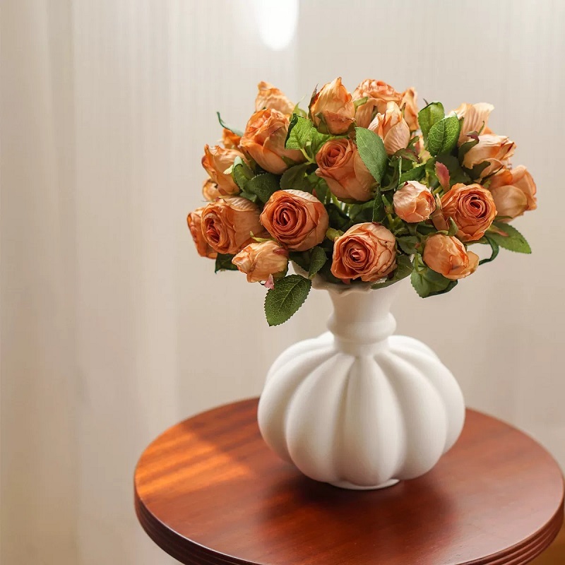 French vintage ceramic vases, creative flower arrangements for the living room, ins style decoration, high-end feel, niche dried flower arrangement ornaments, vases, ceramic vases, vase decorations, dried flower arrangements, vase ornaments, simple vases, porcelain vases pic 4