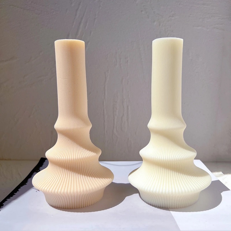 Spiral geometric vertical bar souvenirs, wedding fragrance gifts, candle creative handcrafted shapes, soy wax ornaments, candles, scented candles, birthday candles, scented candles, scented candles, scented candles, scented craft candles Application Scenario
