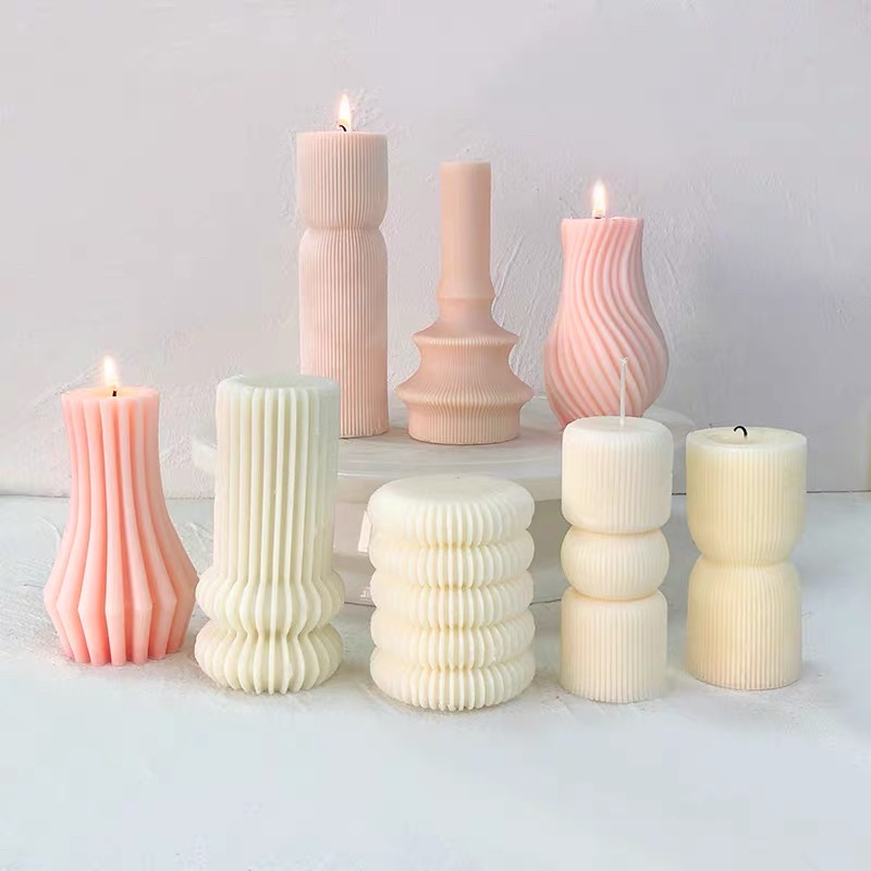 Spiral geometric vertical bar souvenirs, wedding fragrance gifts, candle creative handcrafted shapes, soy wax ornaments, candles, scented candles, birthday candles, scented candles, scented candles, scented candles, scented craft candles details Picture
