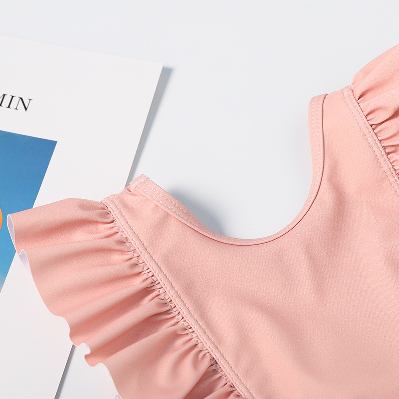 Aliexpress Amazon Foreign Trade children's swimwear, Korean version baby one-piece swimwear, girls' swimwear, beachwear, baby swimwear 1 Application Scenario