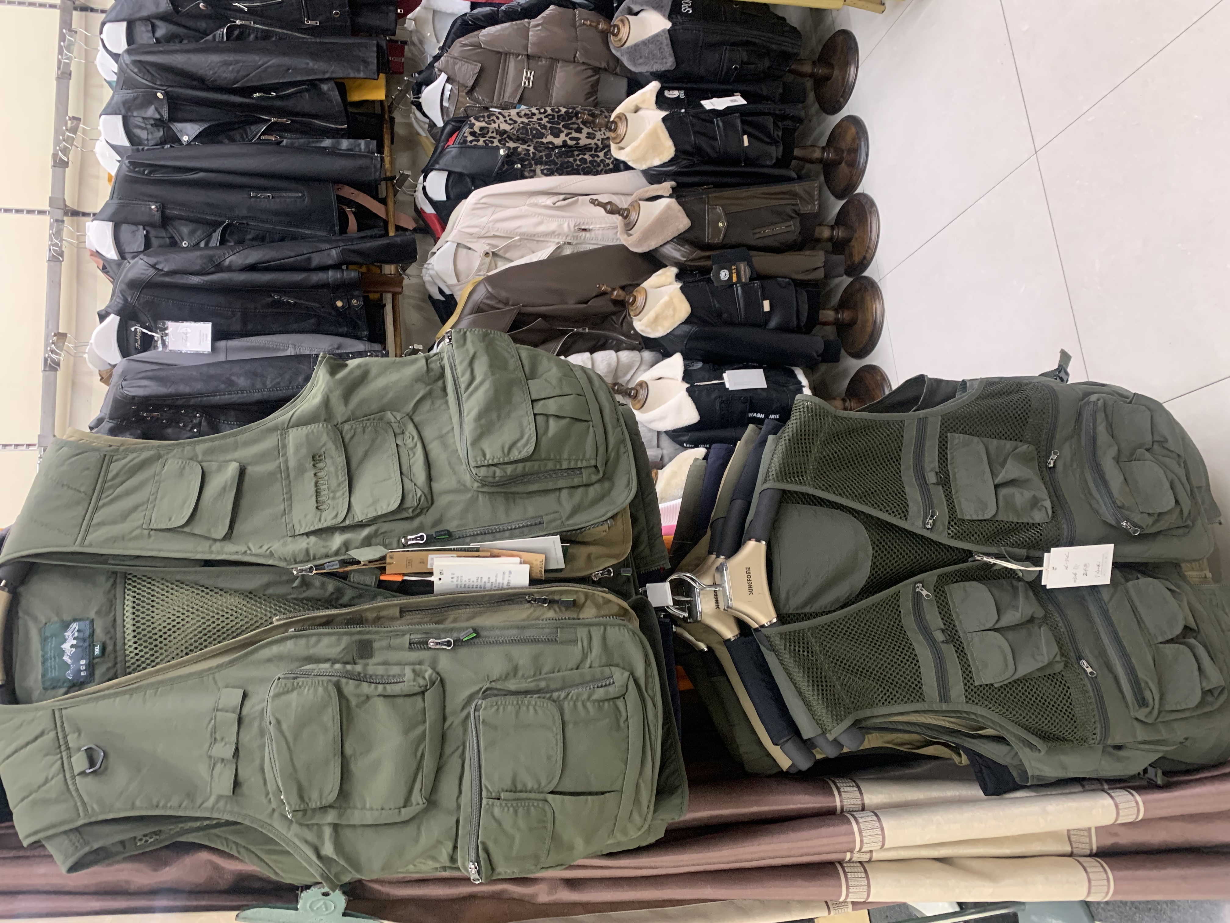 Yiwu Libo Clothing Store describe pic - 3