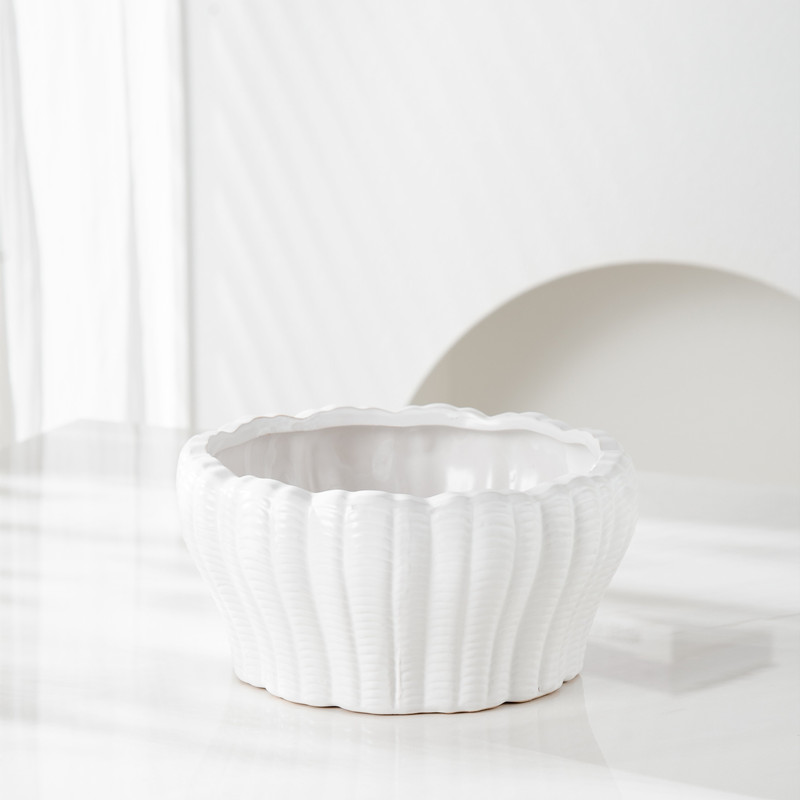 New ceramic flower POTS for gardening, Phalaenopsis succulents, black and white flower POTS and vases for living rooms, courtyards and hotels Application Scenario