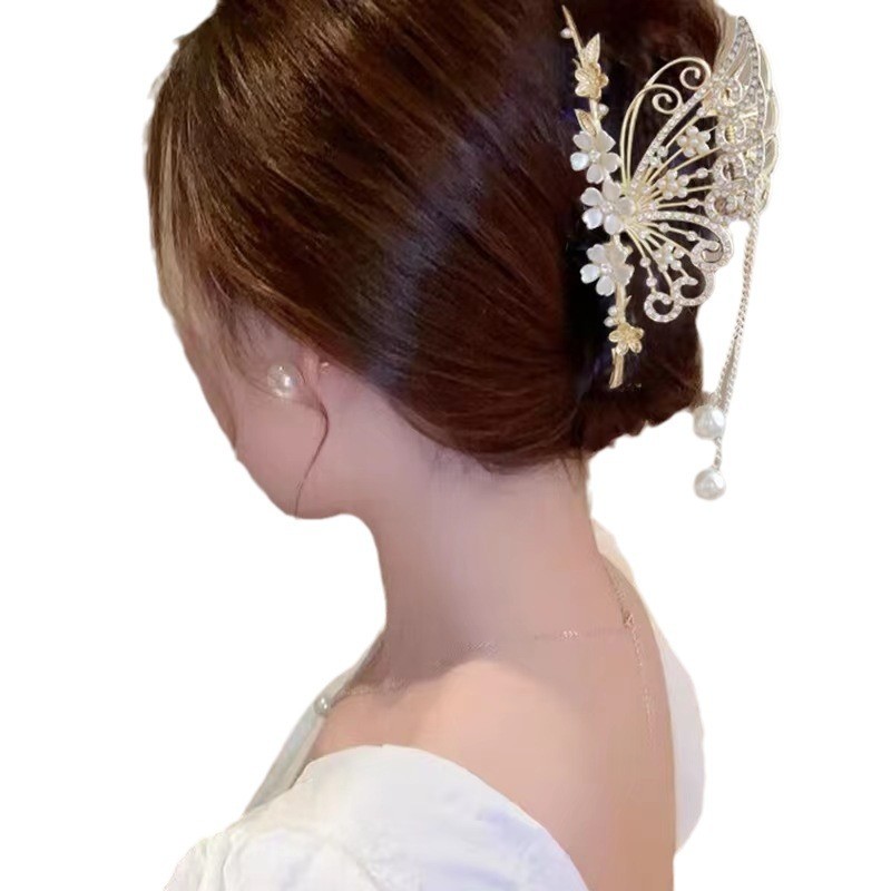 Ancient-style plum blossom hair clips, super fairy-like back hairpin clips, new internet-famous shark clip, high-end grab clip, New Year's hairpin for women