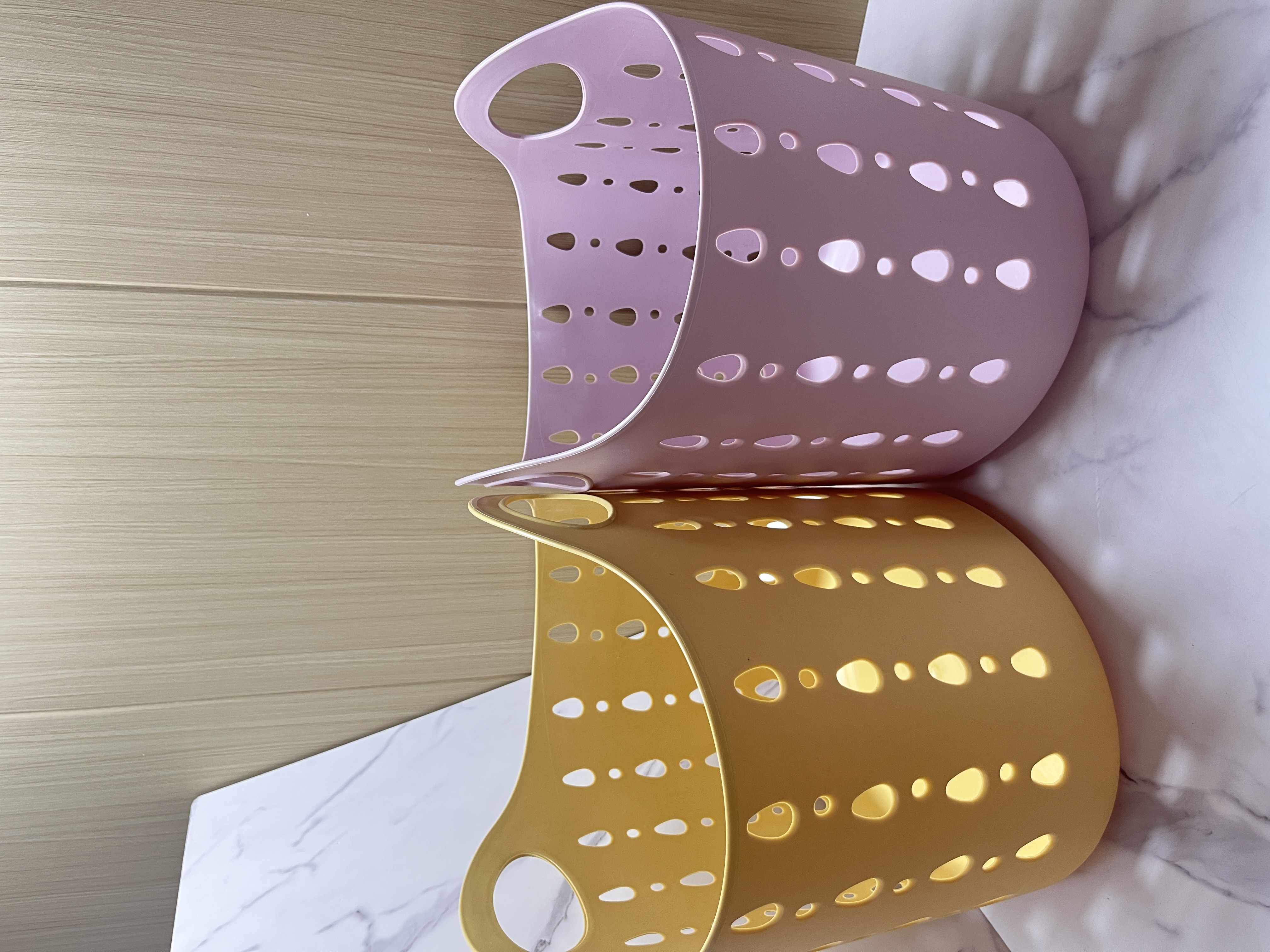 Children's toy storage bucket, large dirty clothes basket, soft plastic, unbreakable, household laundry basket, storage basket Application Scenario