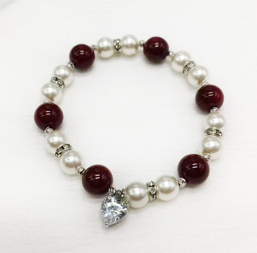 Shi Family Pearl Zircon Heart Bracelet, Angora red and pearl color bracelet, popular light luxury design, high-end feel, high appearance level, high-quality accessory bracelet detail image 8