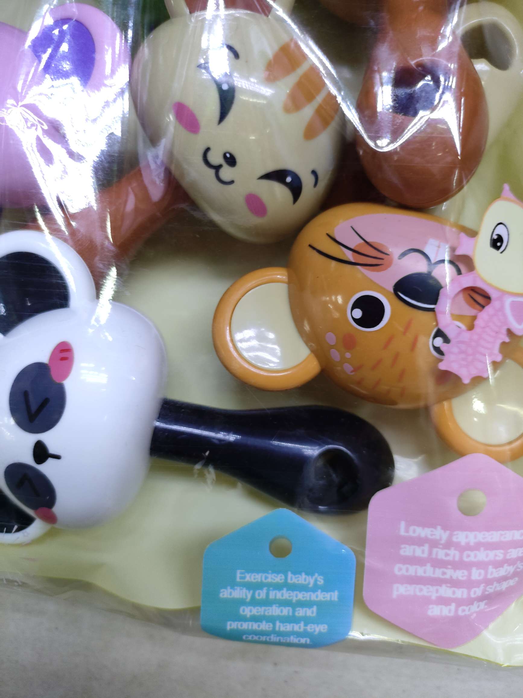 婴儿摇铃动物造型手摇沙锤，opp袋包装。6只/袋，4.2元/袋，288袋/箱。婴儿玩具新款时尚热销细节图
