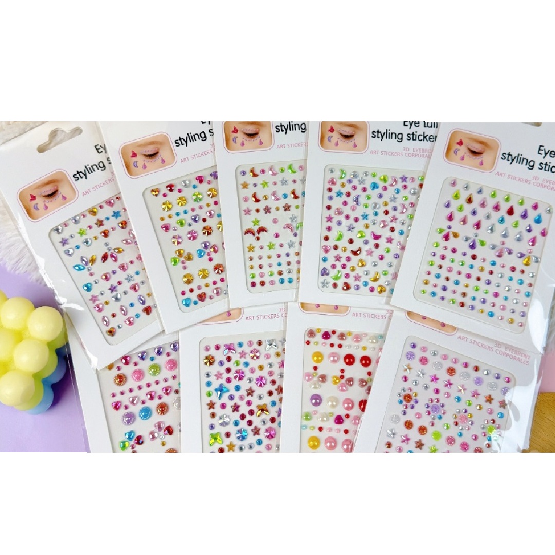 Sparkling cheek stickers, face stickers, decorative princess face stickers, diamond stickers, stage performance eye makeup, water diamond stickers Application Scenario