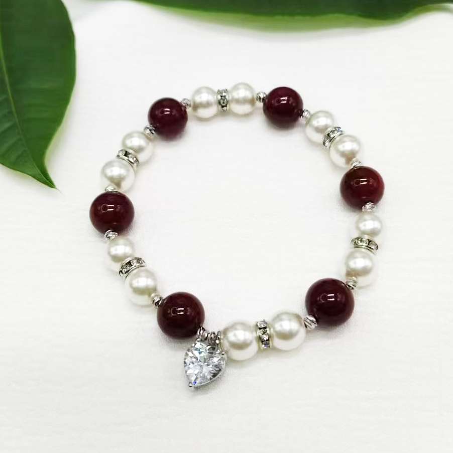 Shi Family Pearl Zircon Heart Bracelet, Angora red and pearl color bracelet, popular light luxury design, high-end feel, high appearance level, high-quality accessory bracelet detail image 5