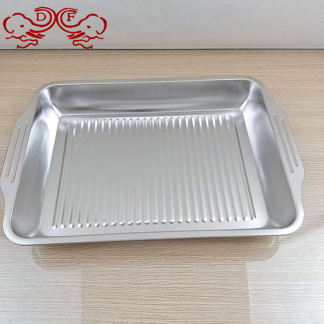 DF99547 stainless steel grilled fish plate, covered barbecue plate, square plate, seafood plate, camping picnic plate, hot pot plate, DF TRADINGHOUSE Application Scenario