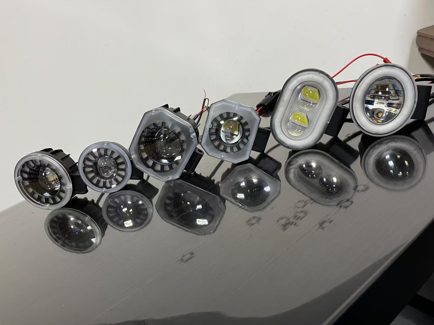 Automobile LED spotlights, work lights, dual-color spotlights, flashing lights, 4-inch round lights, square lights, motorcycle headlights, dazzling colors pic 3