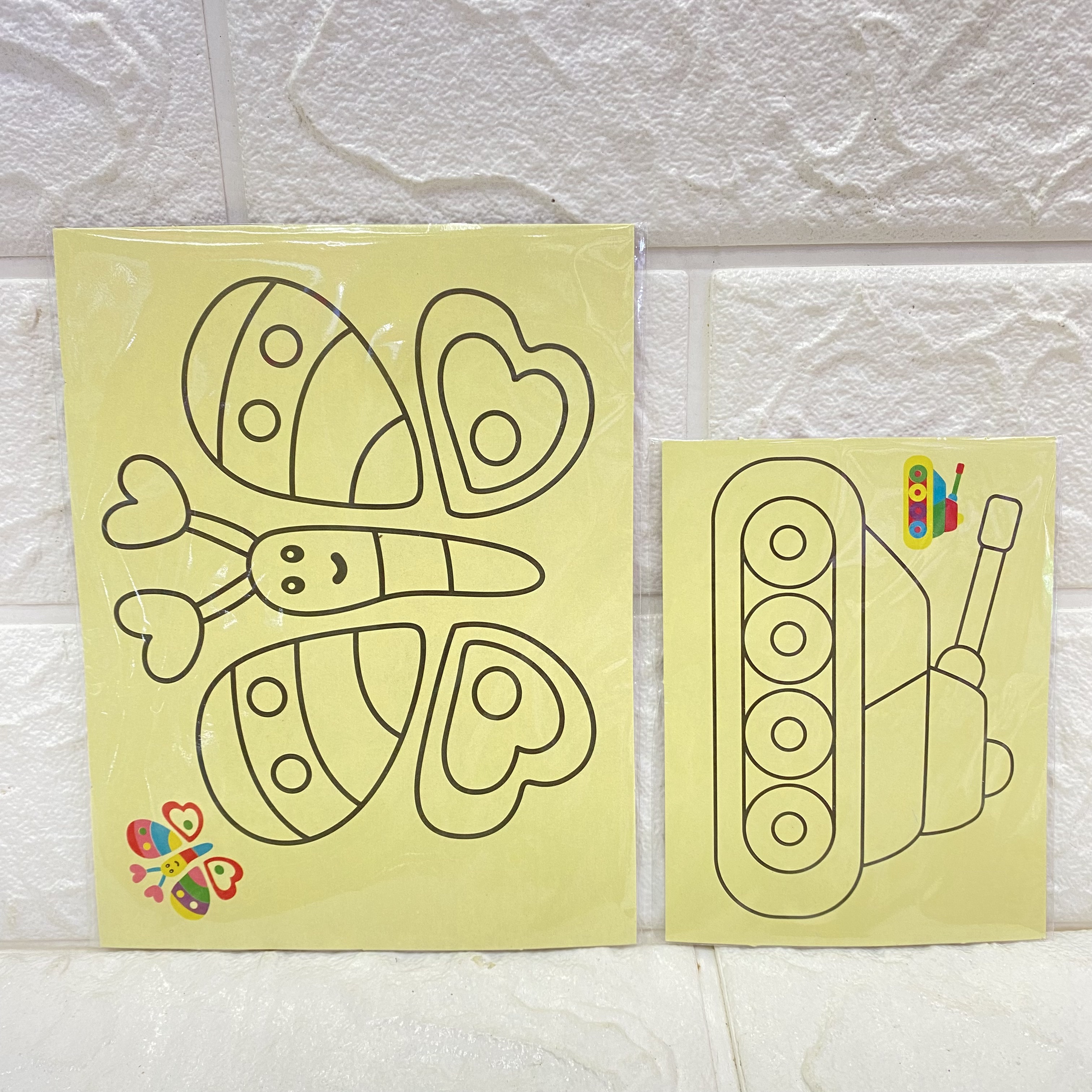 Children's sand painting diy set, hand-colored graffiti children's sand painting, yellow background small children's sand painting details Picture