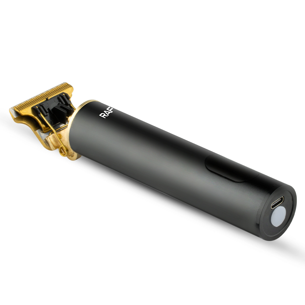 RAF Cross-border Electric household hair clipper, high-power shaving head, electric clipper, retro oil head, rechargeable engraving electric R.437 Application Scenario