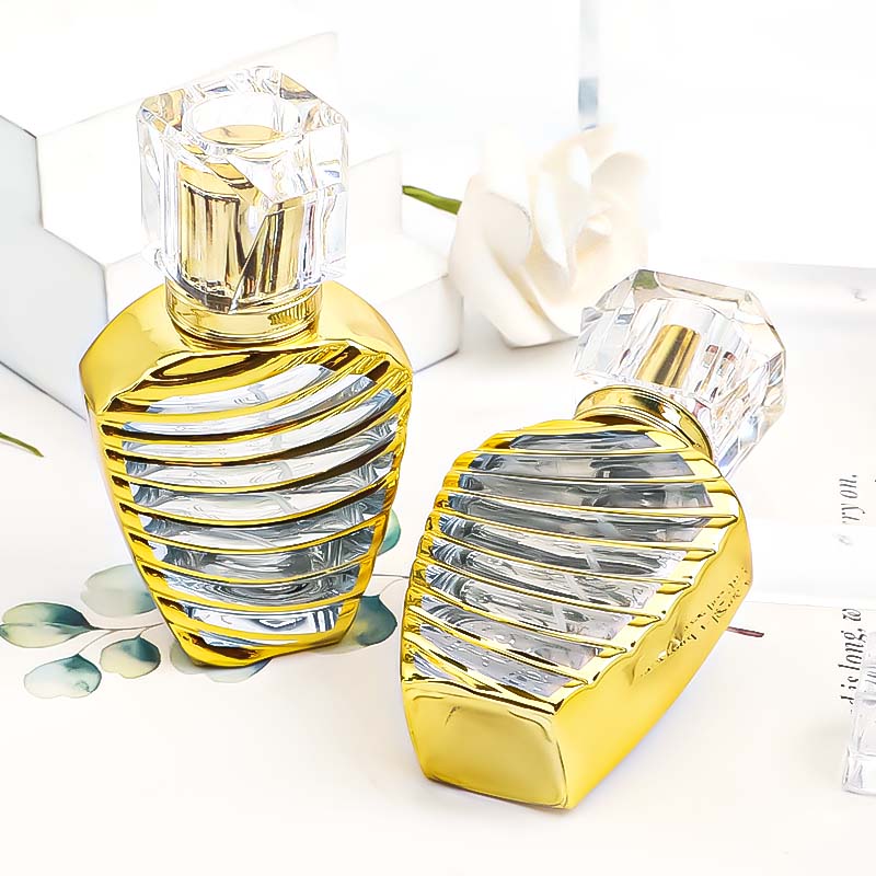 30ml screw-mouth bottle, electroplated and engraved glass bottle, transparent inner spray cap, press spray perfume bottle, empty bottle Specification image