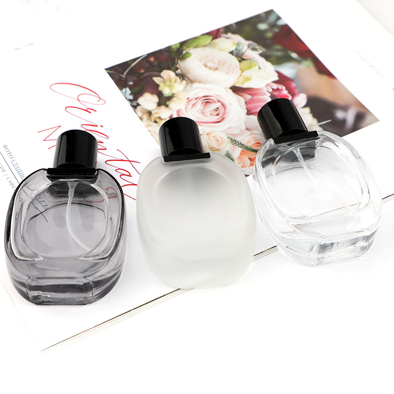 按压式香水分装瓶30ml便携旅行玻璃喷雾瓶空瓶丝口香水瓶厂家批发白底实物图