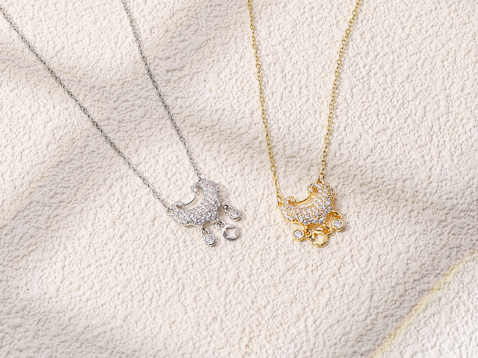 精致轻奢铜镀真金镶锆石时尚气质百搭八方来财平安锁项链