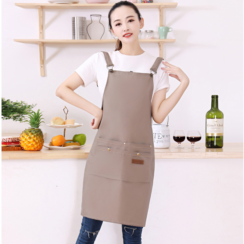 Thickened waterproof canvas apron, restaurant, bakery, kitchen, milk tea, coffee shop, garden work uniform, full-body apron with printed words Application Scenario