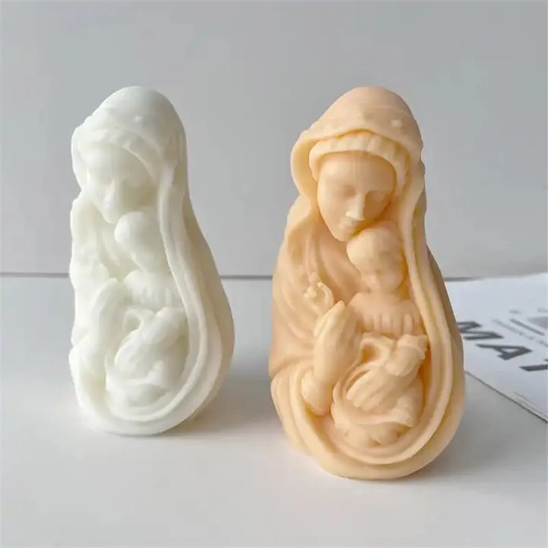 Virgin Mary Holding Baby Scented Candle, Soy wax, home smokeless atmosphere, table candlestick, decorative item, scented candle, Christmas tree candle, Scented candle, birthday candle, electronic candle, scented candle, scented candle details Picture
