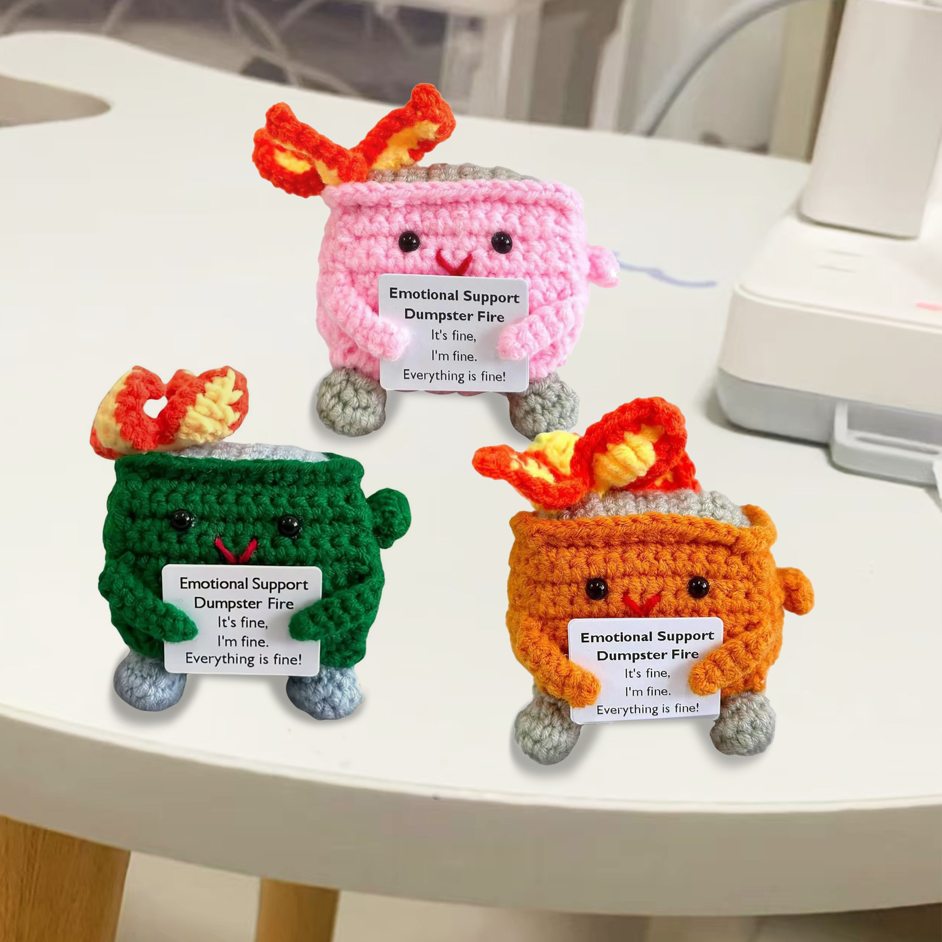 跨境爆款搞怪灭火器手工毛线编织积极卡正能量摆件垃圾桶灭火玩偶