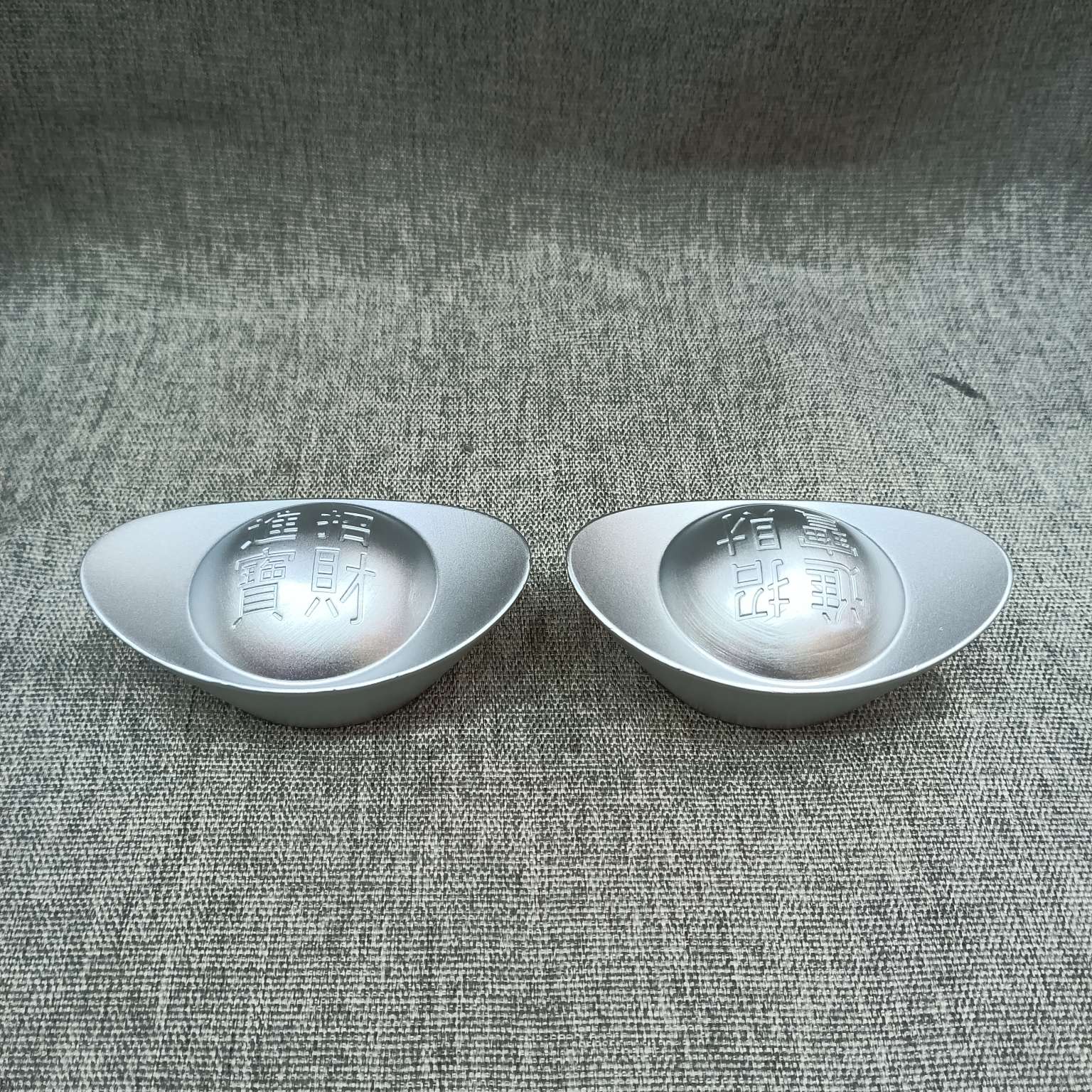 金属工艺品实物图