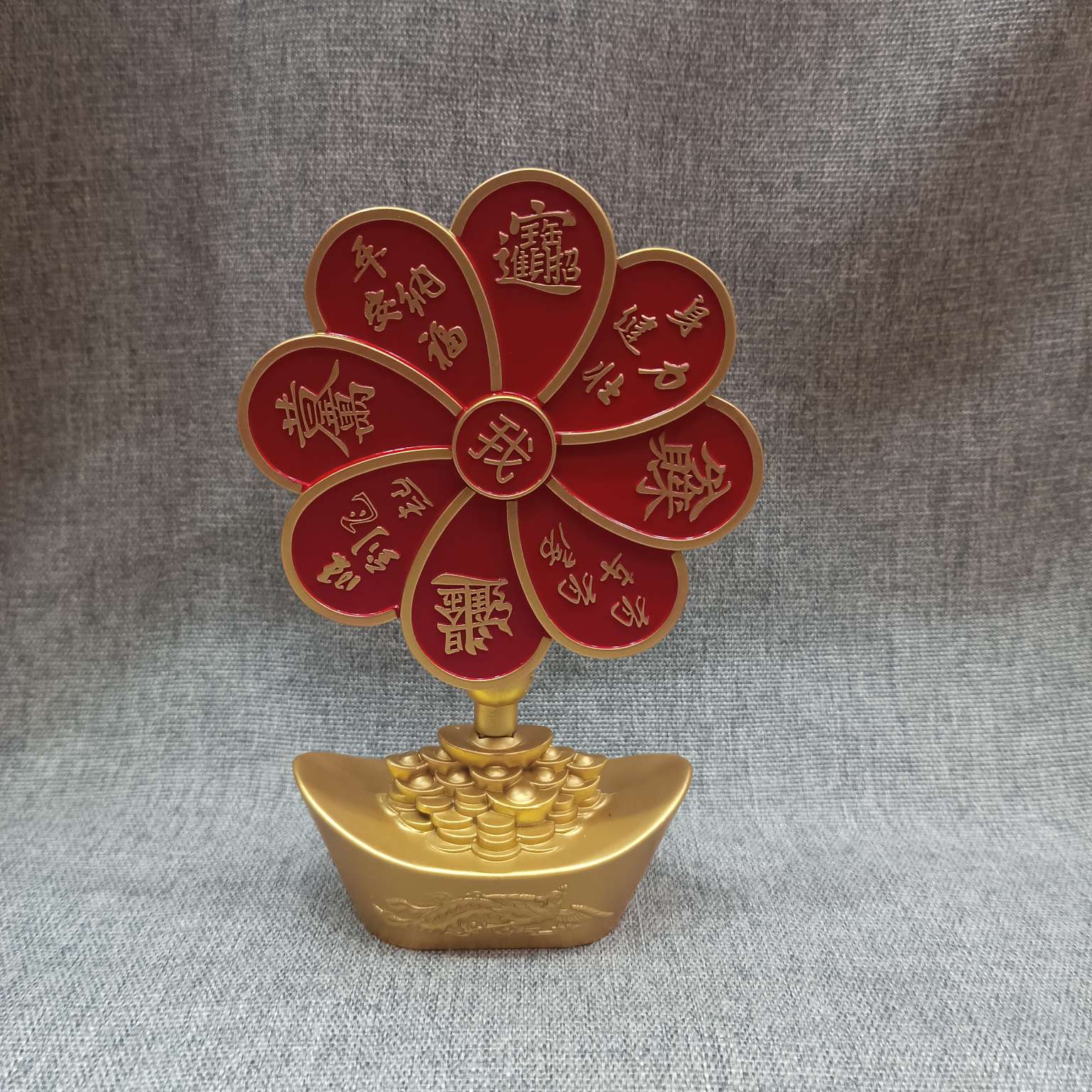 Zhonggong Craftsmanship benefits us and prospers. Red oil windmill ornaments bring good luck. Dragon and phoenix ingots, tourist souvenirs, excellent gifts, exquisite presents, blessing gifts, peace mascots, home decorations, small ornaments, festive items. Red oil detail image 6