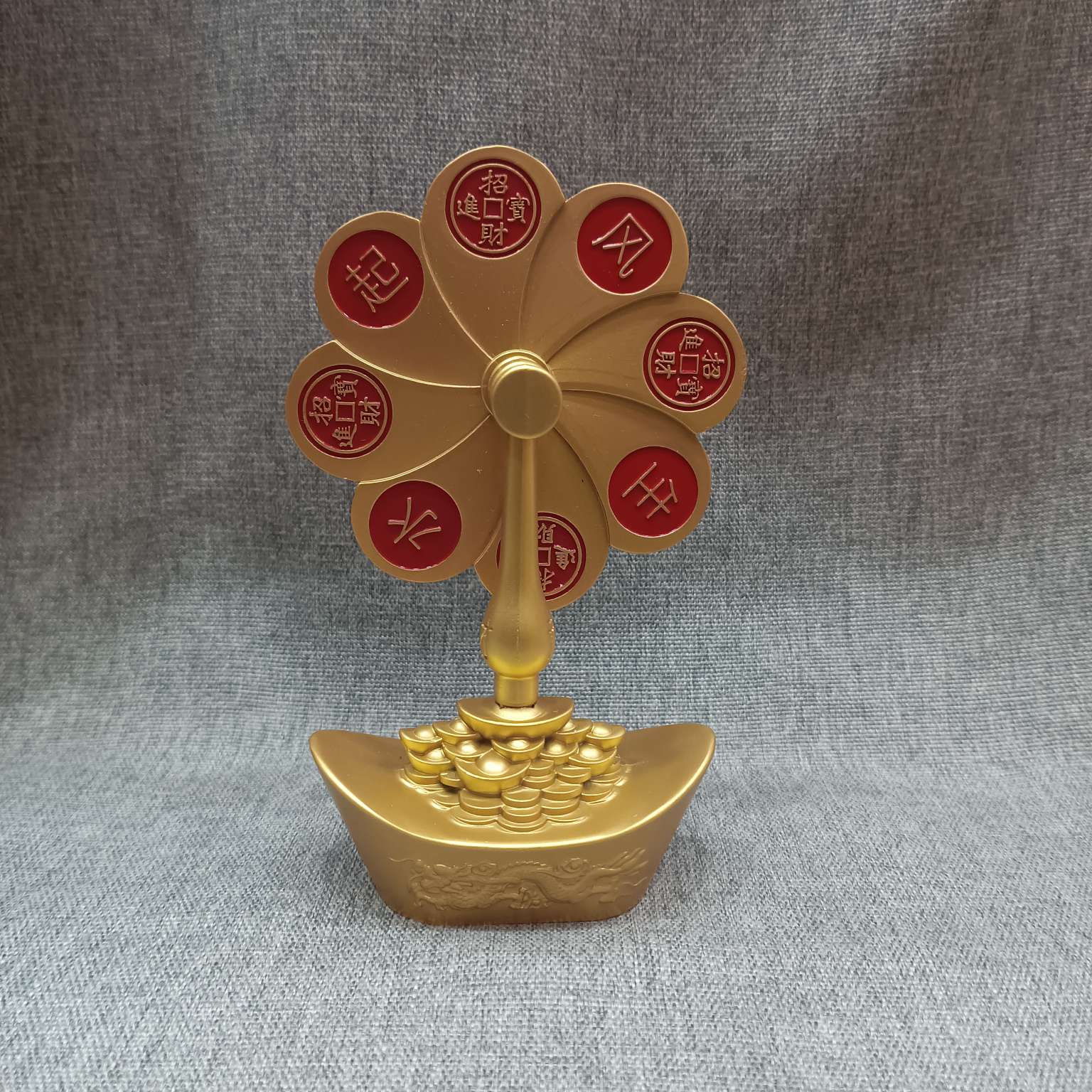 Zhonggong Craftsmanship benefits us and prospers. Red oil windmill ornaments bring good luck. Dragon and phoenix ingots, tourist souvenirs, excellent gifts, exquisite presents, blessing gifts, peace mascots, home decorations, small ornaments, festive items. Red oil detail image 7