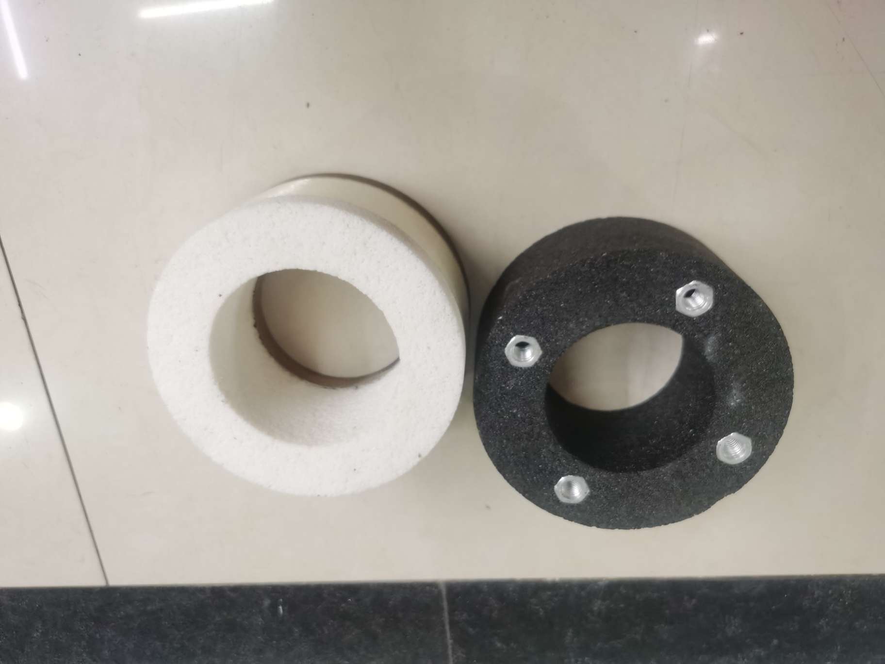 High-strength bolt grinding wheels are suitable for grinding and polishing various materials. They feature high precision, wear resistance, durability, safety and reliability detail image 5
