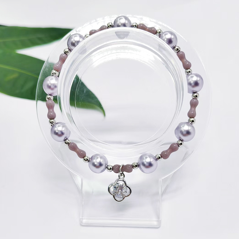 Shi Family Pearl Crystal Grass Bracelet, purple series bracelet, popular light luxury design, high-end feel, high appearance level, high-quality accessory bracelet, Internet bestseller, 2024 new style Application Scenario